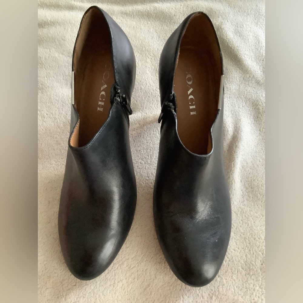 Coach Seneca Ladies Shoes